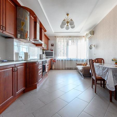 Ferienwohnung Happy Time Odessa Exterior foto